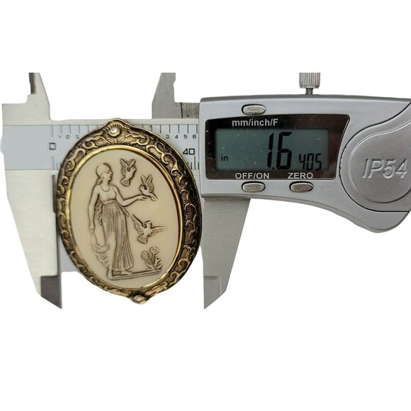 Edgar Berebi Gold Tone Clear Rhinestone Helen of Troy Resin Cameo Brooch, Signed - Picture 6 of 7